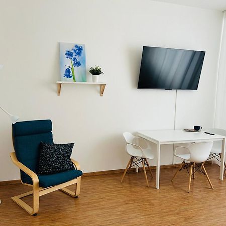 Studio Apartment Bluebell บราติสลาวา ภายนอก รูปภาพ